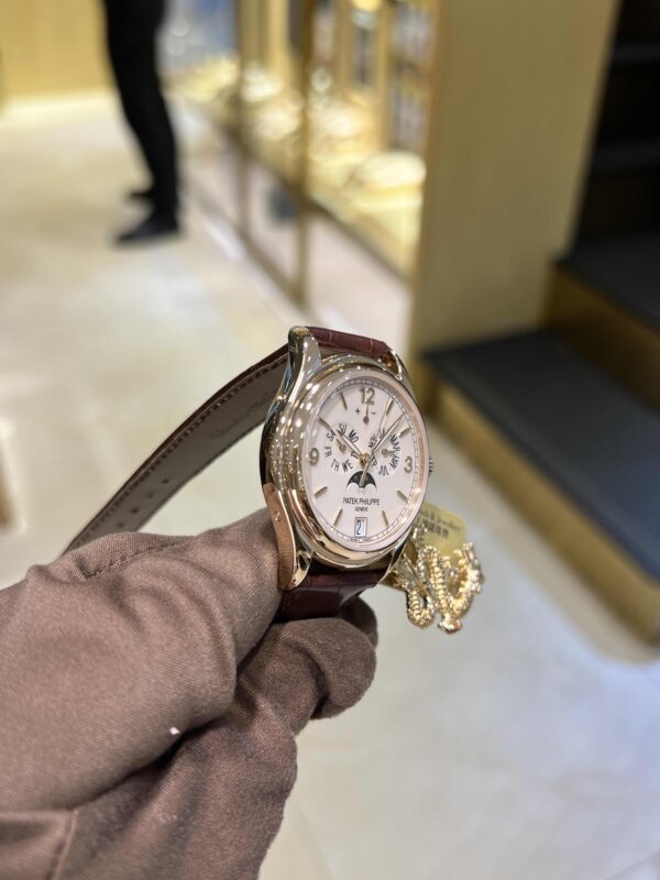 PATEK PHILIPPE COMPLICATIONS 5146R-001 - United Luxury