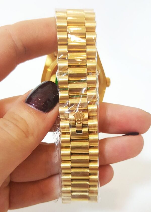 Replica Rolex Day-Date 36mm Champagne Dial 1803 - United Luxury
