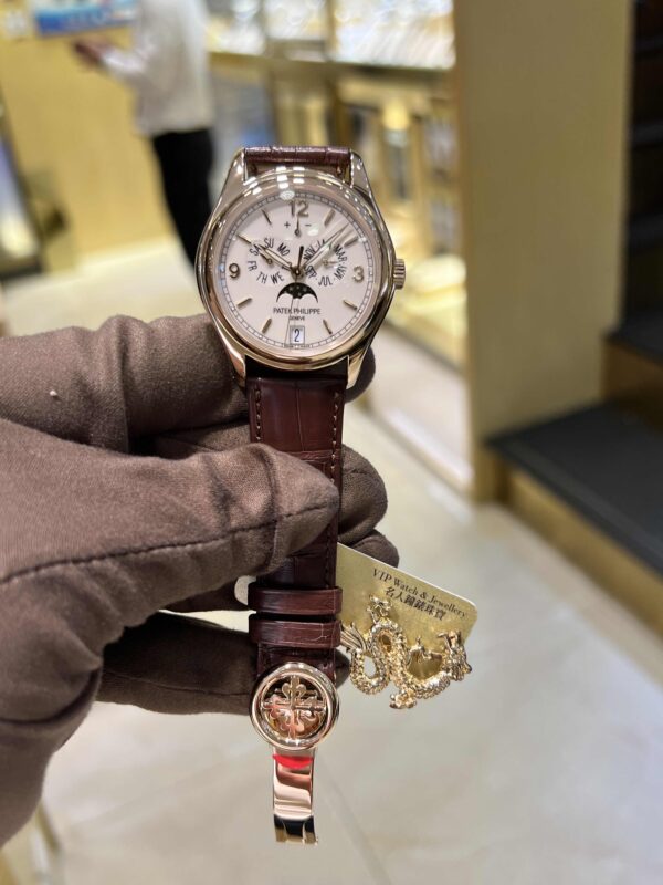 PATEK PHILIPPE COMPLICATIONS 5146R-001 - United Luxury