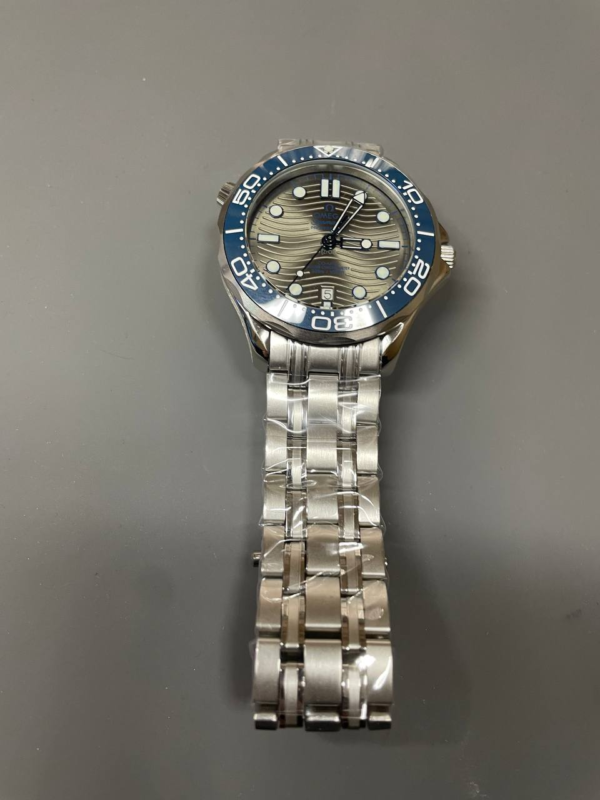 Omega 007 Replica - United Luxury