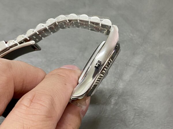 Rolex Datejust 36mm Green Palm Diamond Dial Steel Fluted Bezel - 126234 - United Luxury