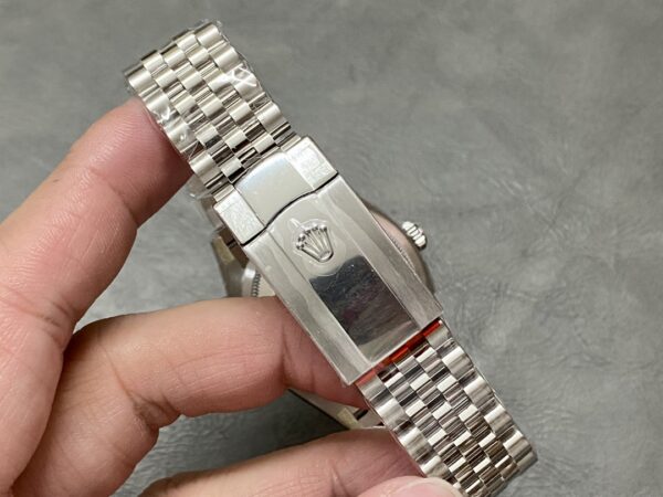 Rolex Datejust 36mm Green Palm Diamond Dial Steel Fluted Bezel - 126234 - United Luxury