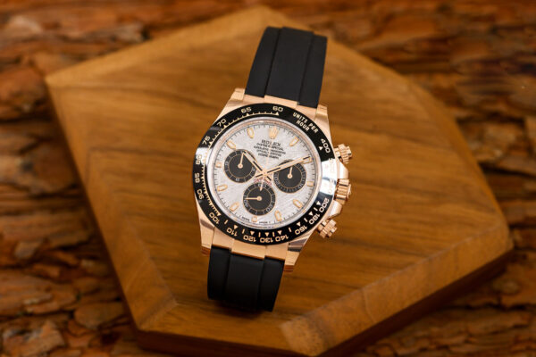 Daytona Rose Gold Oysterflex Meteorite Dial 40mm - United Luxury