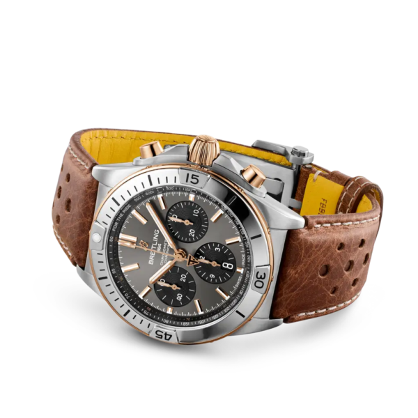 Chronomat B01 42 Triumph - United Luxury