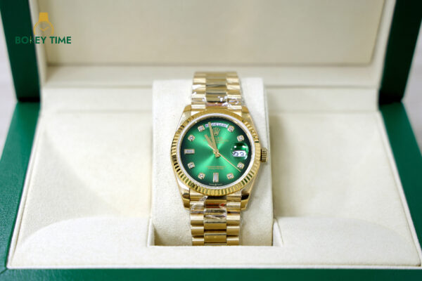 Rolex Day-Date 118238 Yellow Gold Green Dial Replica - United Luxury