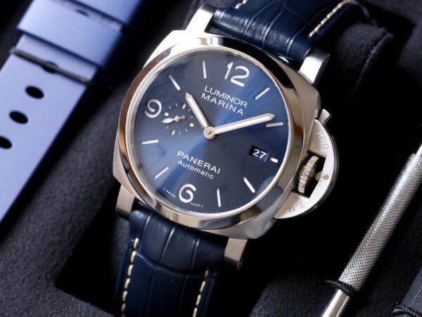 Panerai LUMINOR MARINA-44mm PAM01313 - United Luxury