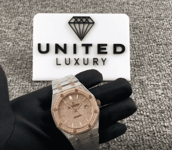 Audemars Piguet Royal Oak Selfwinding 15400SR.OO.1220SR.01 Iced Out Replica - United Luxury