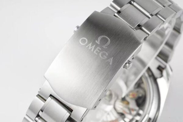 Omega Speedmaster 44mm Racing Co-Axial Master Chronometer Automatic - United Luxury