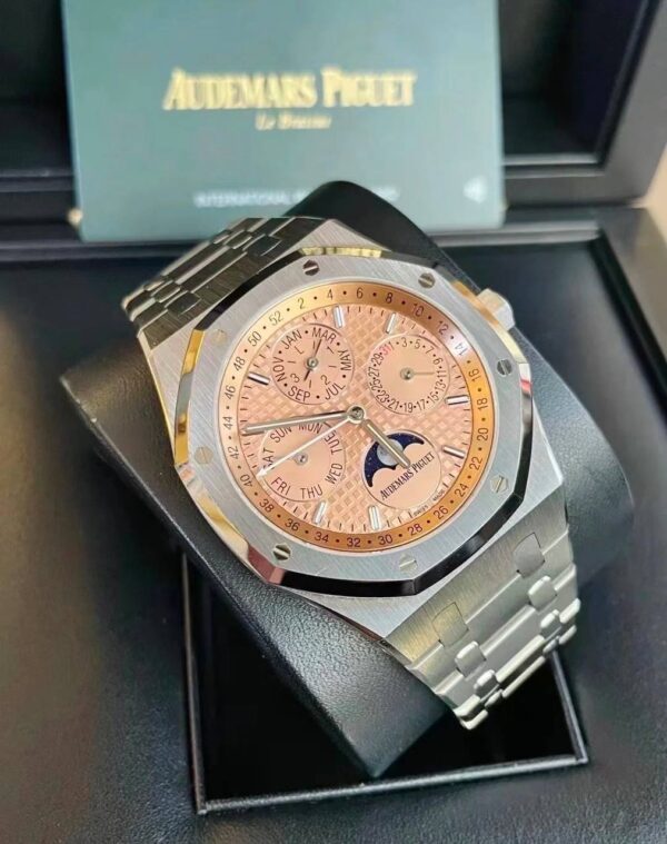 Audemars Piguet Royal Oak Moon Phase Model Salmon 41mm Color - United Luxury