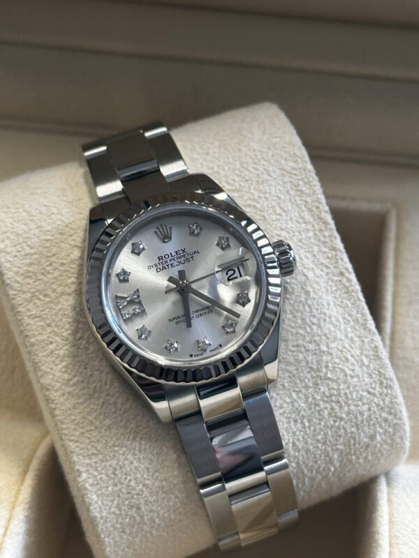 Rolex Lady Datejust 28mm Star Diamond Dial Replica - United Luxury