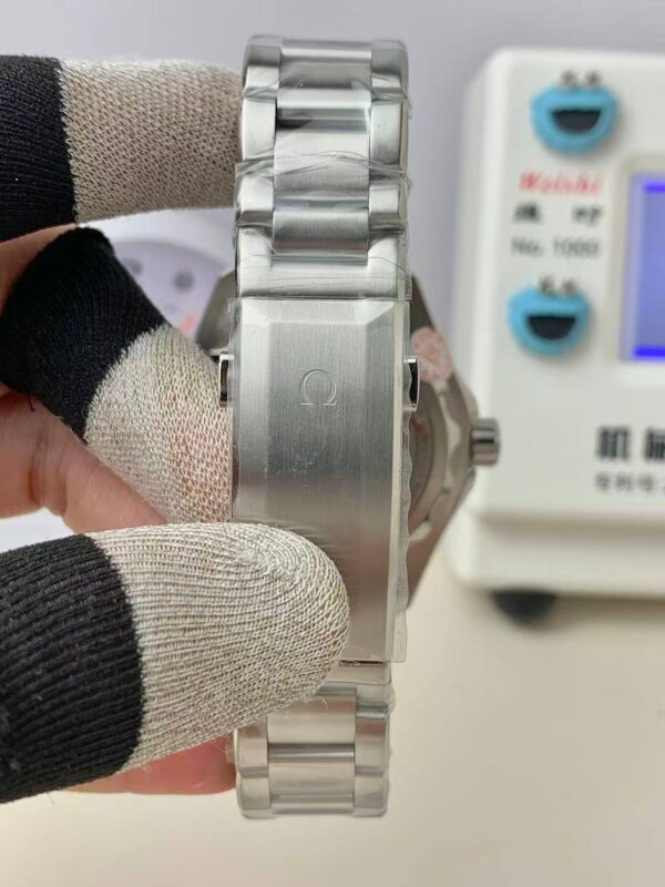 Seamaster Planet Ocean 6000M 45.5 mm - United Luxury