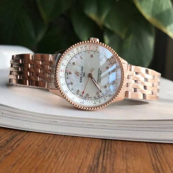 NAVITIMER AUTOMATIC 35 - United Luxury