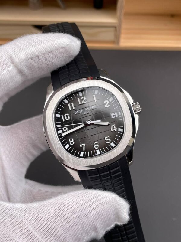 Patek Philippe Aquanaut 5167A-001 - United Luxury