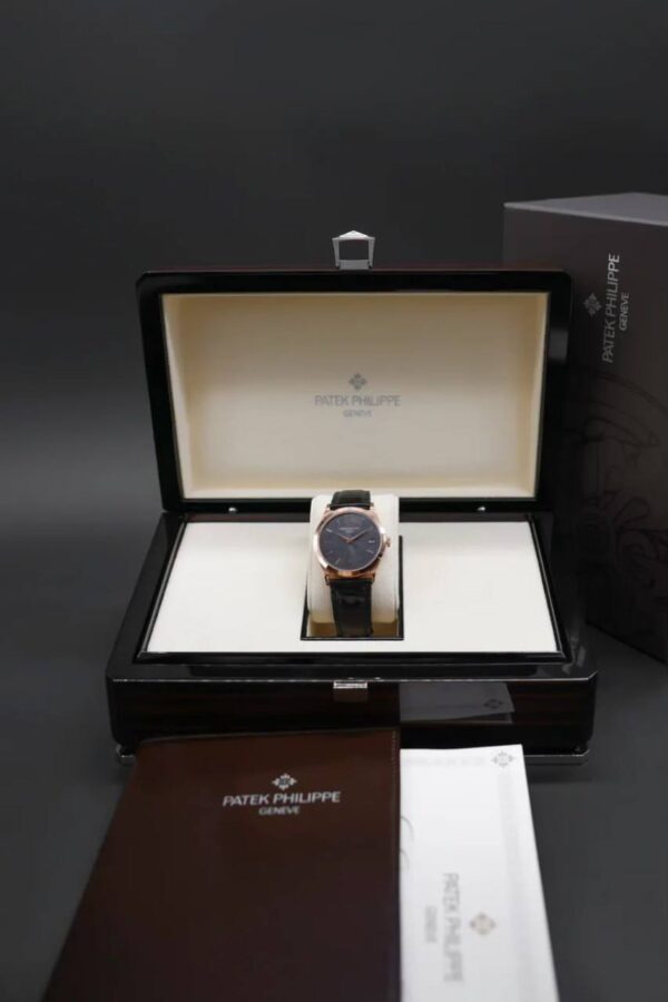 Patek Philippe 5296R-016 38 mm - United Luxury