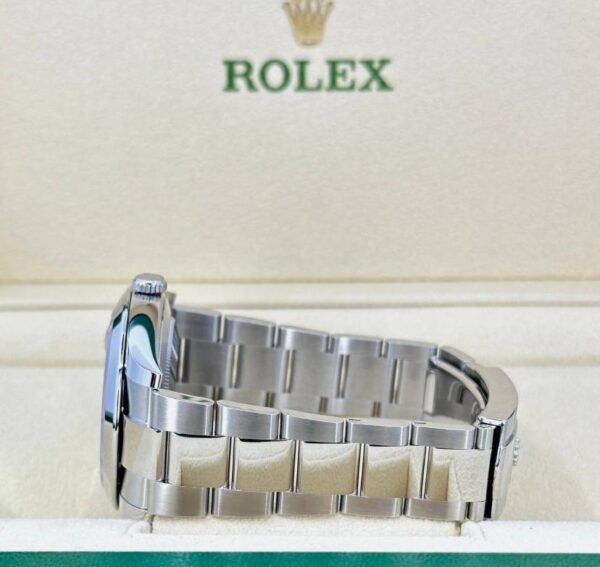 Rolex Datejust Oyster, 41mm, Oystersteel, Model 126300 - United Luxury