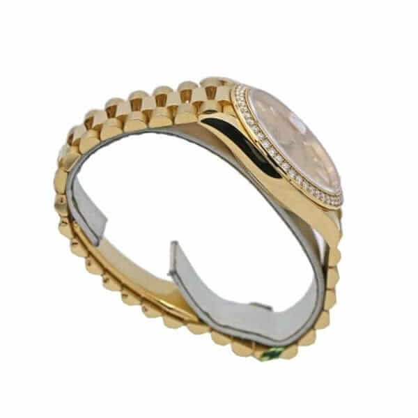 Rolex Day-Date 228348RBR KW Yellow Gold & Diamonds Champagne Dial Replica - United Luxury
